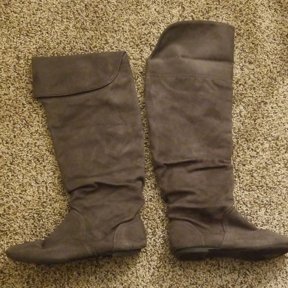 Gray boots